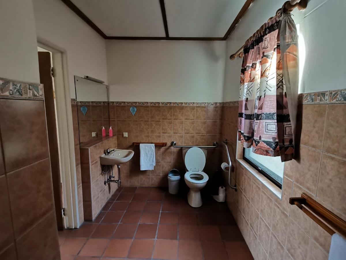 Onganga Hotel Pension Віндгук Екстер'єр фото